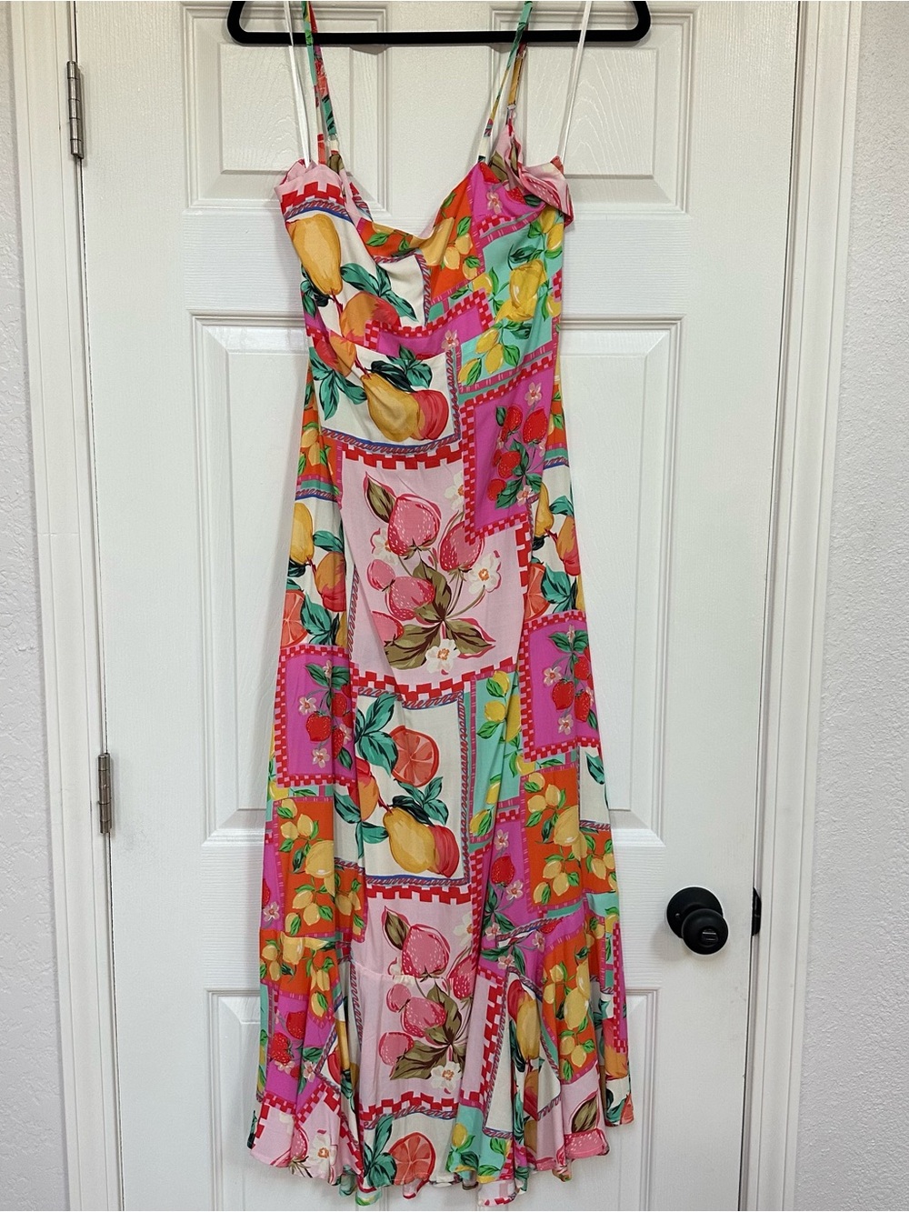 COLORFUL TROPICAL MAXI DRESS